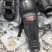 گاردموتوربه همراه زانوبندبرندکانادای