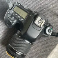 دوربین کنون80D