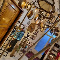 اباژور ایستاده چوبی(نیلا)|چراغ خواب و آباژور|اصفهان, مصلی|دیوار