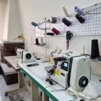 خیاط خانم آشنا به کامپیوتر و الگو