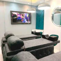 همکاری در سالن زیبایی مرکز شهر