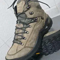 کفش کوهنوردی استوک اورجینال   لووااسلوواکی درصدرا