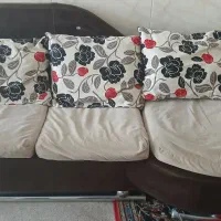 یک دست مبل و تخت دو طبقه و دوچرخه