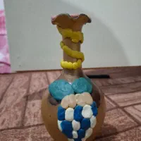 کوزه سفالی تزیین شده