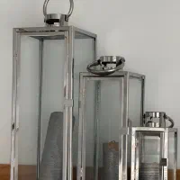شمعدان کنار سالنی