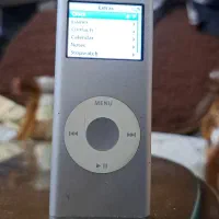 اپل ۴ گیگ ... پخش کننده موزیک همراه