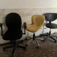 سه عدد صندلی چرخ دار فروشی