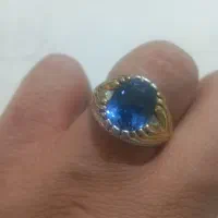 انگشتر یاقوت کبود ماداگاسکار و اوپال ومدال خط یشم