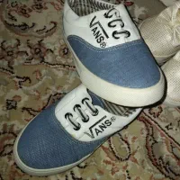 تعدادی کفش بچه گانه سالم و نو