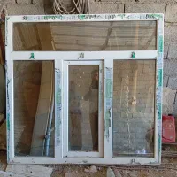 پنجره پی وی سی باشیشه
