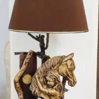 آباژور مجسمه