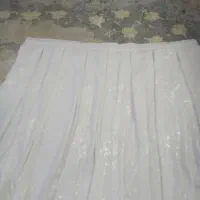 پرده با زیری می‌باشد در طول 2مترقد1متر