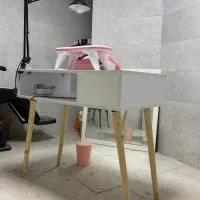 صندلی کوپ و میز ناخن|آرایشگاه و سالنهای زیبایی|ماسال, |دیوار