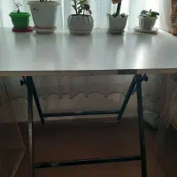 میز نقشه کشی و مطالعه