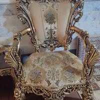 مبل سلطنتی فاخر بامیز ومیزناهارخوری|مبلمان خانگی و میز عسلی|قم, بنیاد|دیوار