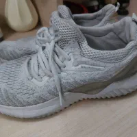 کتونی سایز ۳۸ آدیداس