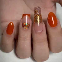 مدل کاشت ناخن ۱۸۰ فقط هزینه مواد