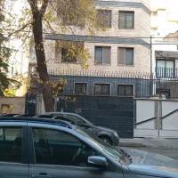 سعادت آباد ۲۰۰ متر ۴ واحد نصف معاوضه