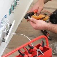 برقکشی‌ ساختمان و..