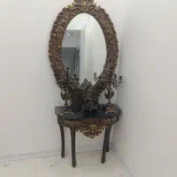 کنسول و آینه