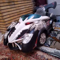 ماشین اسباب بازی کار کرده