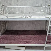 تخت دو طبقه