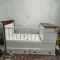تخت نوزاد از تولد تا ۸ سالگی در حد نو|تخت و صندلی بچه|تهران, اتابک|دیوار