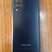گوشی m12 با کارتون