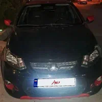 کوییک r مشکی قرمز