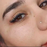 کاشت و اکستنشن مژه