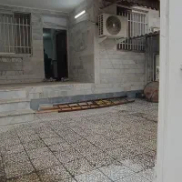 حیاط دار 150متر زمین 95متر بنا