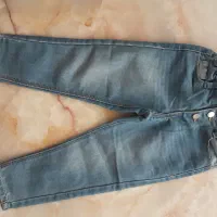 لباس بچگانه دختر|کفش و لباس بچه|میانه, |دیوار