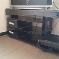 زیر تلوزیون