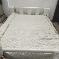 سرویس خواب دو نفره با کمد و تشک رو تختی رایگان