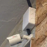 نصب دوربین مداربسته و سیستم صوتی خانگی و ....