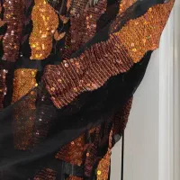 لباس مجلسی|لباس|مشهد, شهید قربانی|دیوار