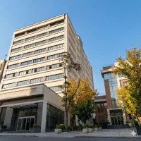 123متر-سنداداری-برج-توپاز-کاشانی-طبقه-هفتم-ویو-کوه