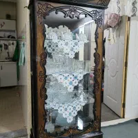 ویترین . بوفه