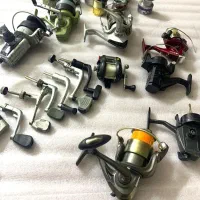 چوب و چرخ های ماهیگیری