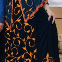 لباس محلی سبز آبی