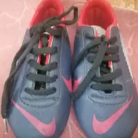 کفش و یه مقدار وسایل