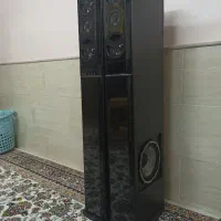 یک جفت بلندگو ژاپنی