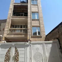 فروش طبقه دو ۱۷شهریور