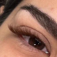 آموزش و خدمات اکستنشن مژه و لیفت و لمینت