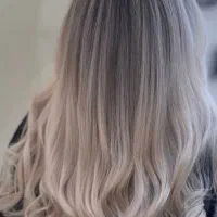 رنگ لایت تخصصی،کراتین احیای مو،کاشت ناخن واموزش