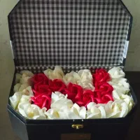 ارزون بخرید انواع گل،دسته گل،باکس گل|گل مصنوعی|قزوین, |دیوار