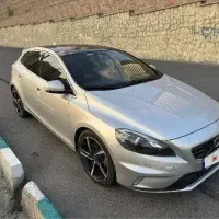 ولوو v40 ار دیزاین پلاس