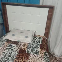 تخت جوان