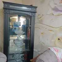 ویترین چوبی بزرگ