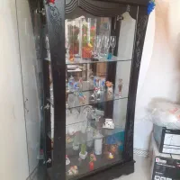 ویترین چوبی قهوه ای سوخته|بوفه، ویترین، کنسول|پردیس, فاز ۳|دیوار